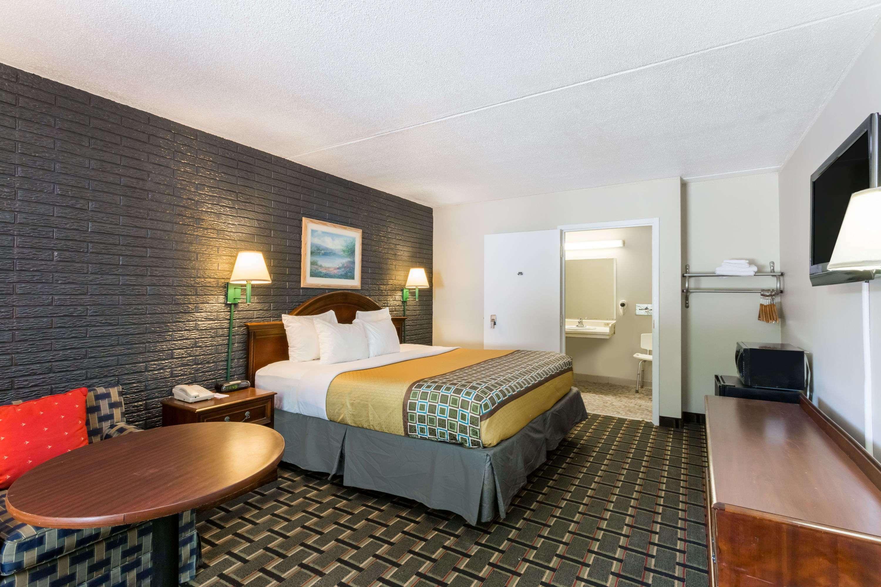 Travelodge By Wyndham Savannah Area/Ричмонд-Гілл Екстер'єр фото